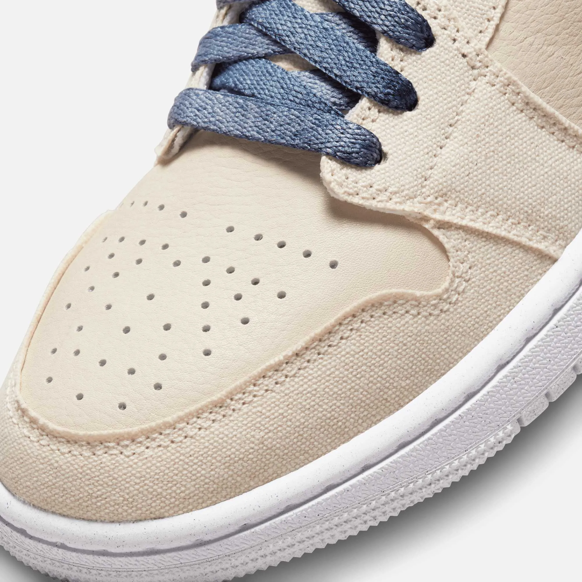 Air Jordan Women's 1 Mid SE Sanddrift
