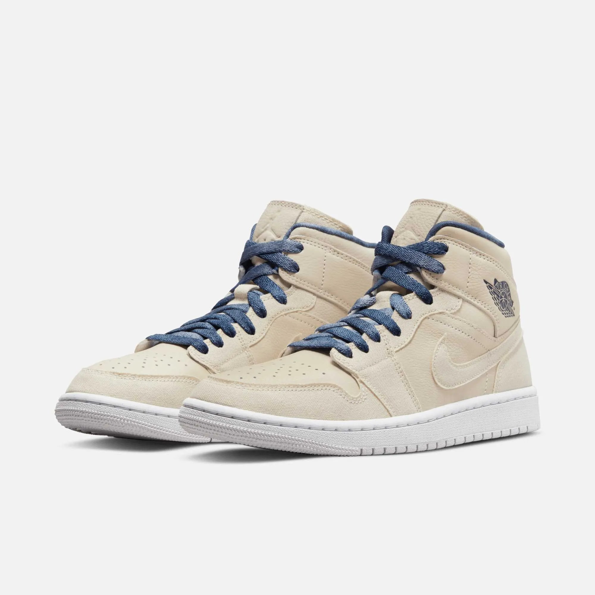 Air Jordan Women's 1 Mid SE Sanddrift