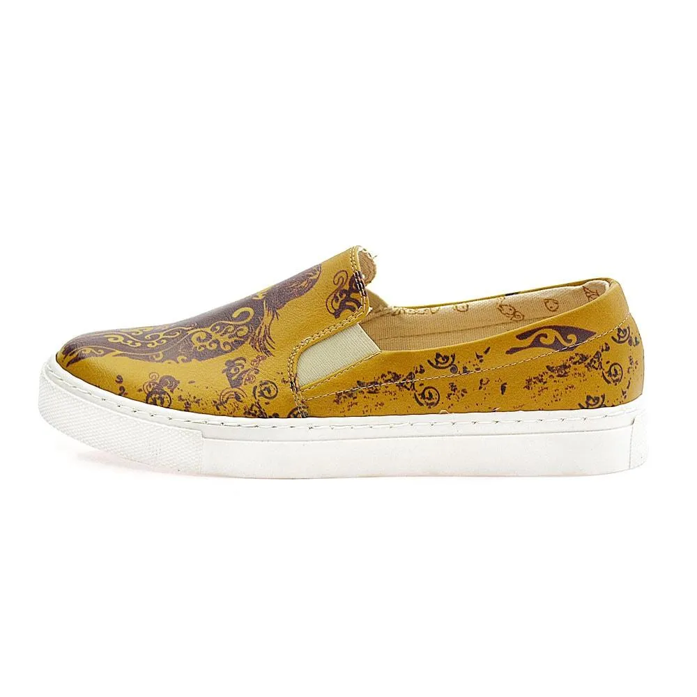 Attractive Girl Sneaker Shoes VN4035