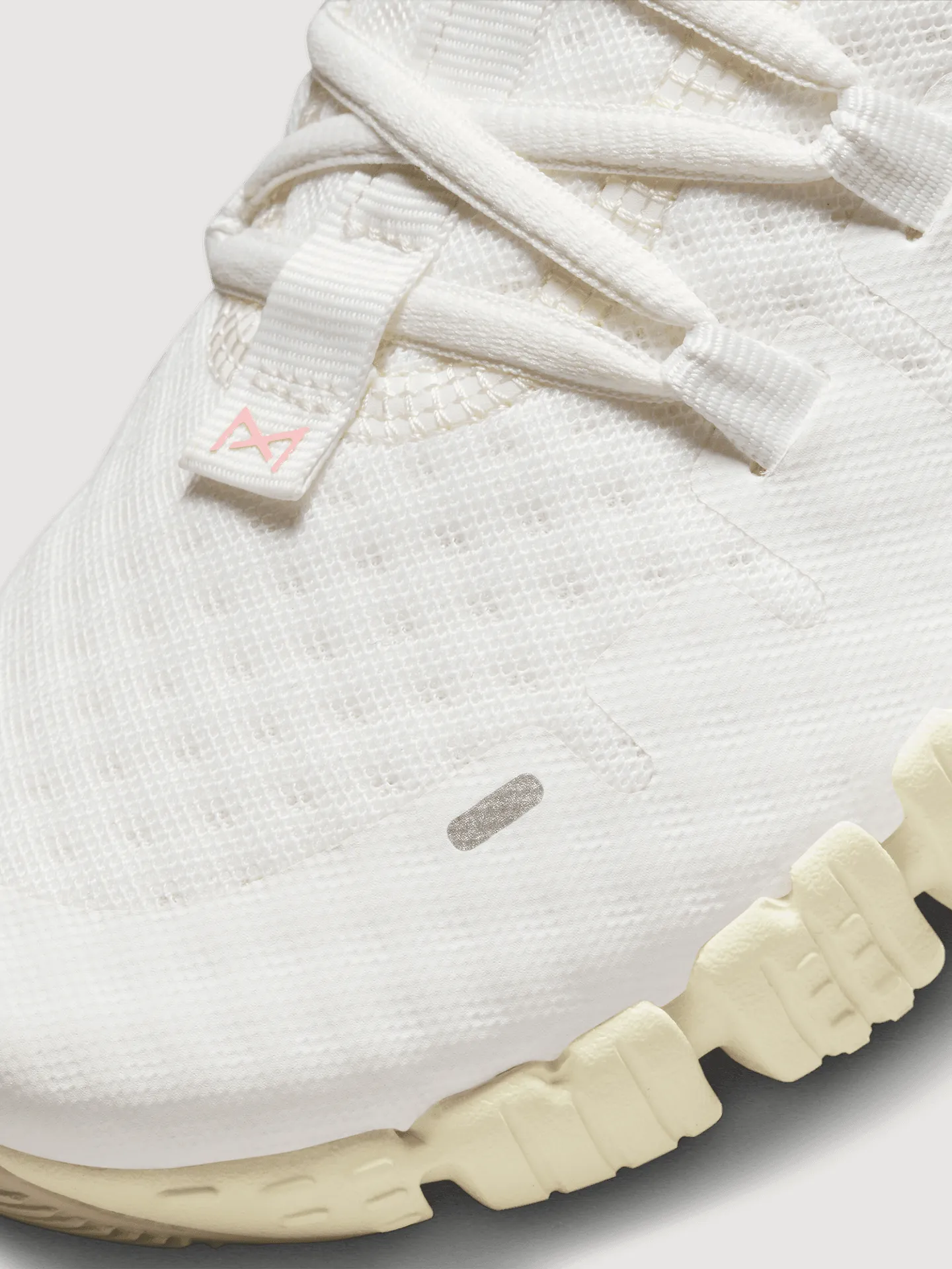Nike Free Metcon 5 - SAIL/SAIL-SANDDRIFT-COCONUT MILK