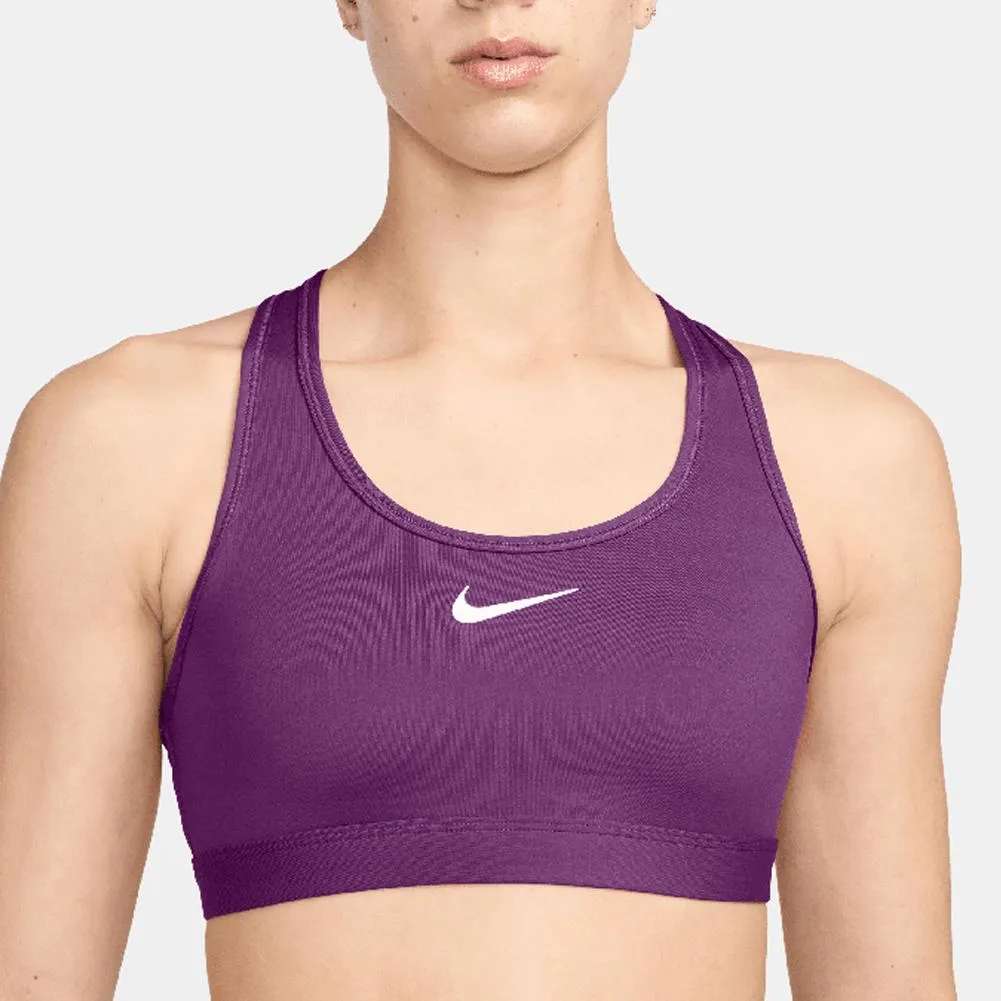 Women`s Swoosh Medium Support Padded Sports Bra